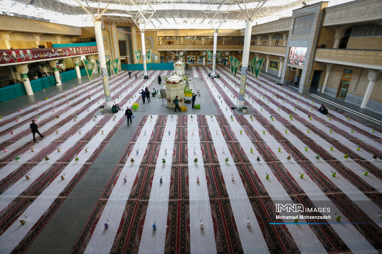 ضیافت نور در حرم بانوی کرامت؛ رمضان از صحنها آغاز میشود