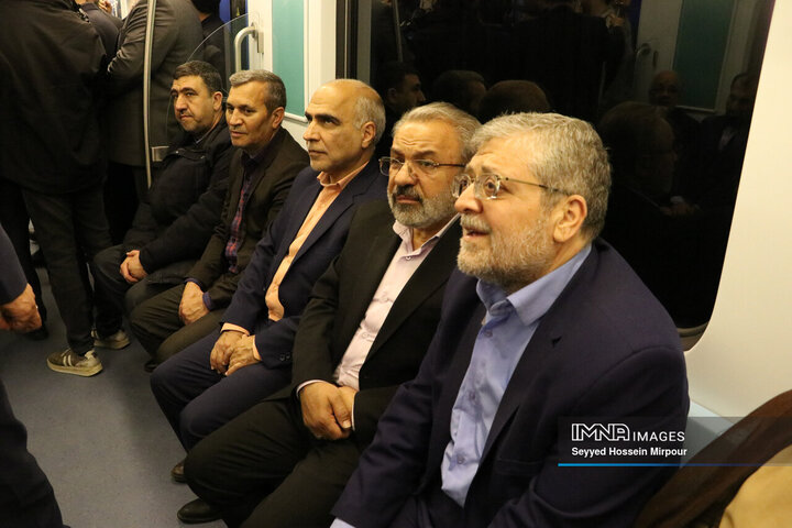 تست گرم خط سه قطار شهری مشهد