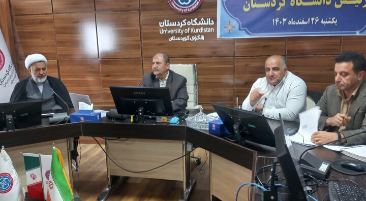 ۲ همت برای تکمیل زیرساخت‌های دانشگاه کردستان نیاز است