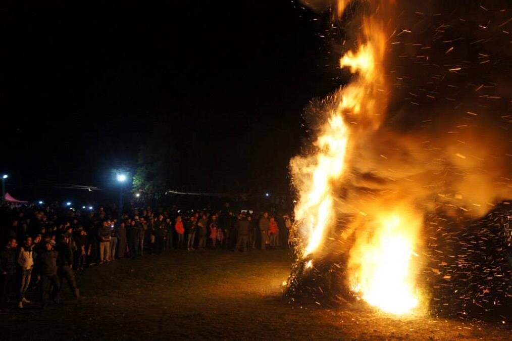 چهارشنبه سوری در آیینهای مختلف جهان