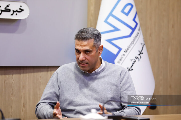 تعویق‌های لیگ آسیب‌زننده است/ هنوز امید قهرمانی داریم