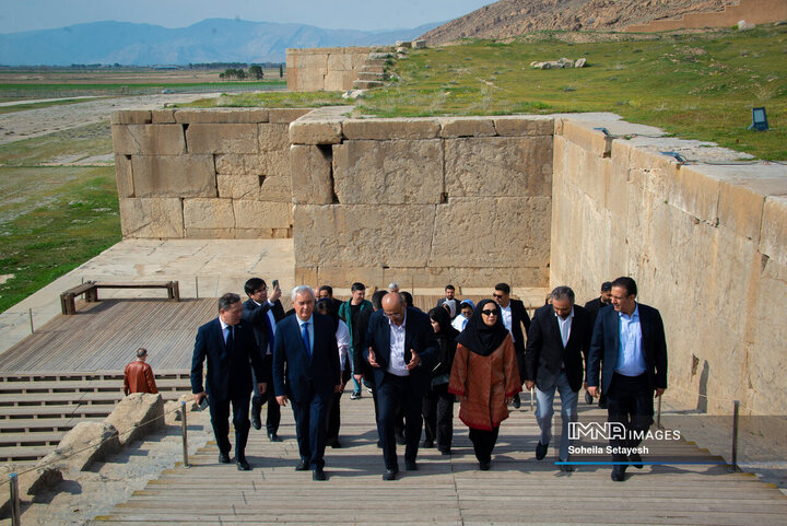 رویداد بین المللی «نوروز فرهنگ صلح ملل» در تخت جمشید