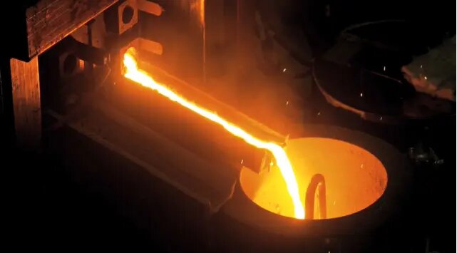 انقلاب در صنعت فولاد با تولید نخستین تن فولاد سبز