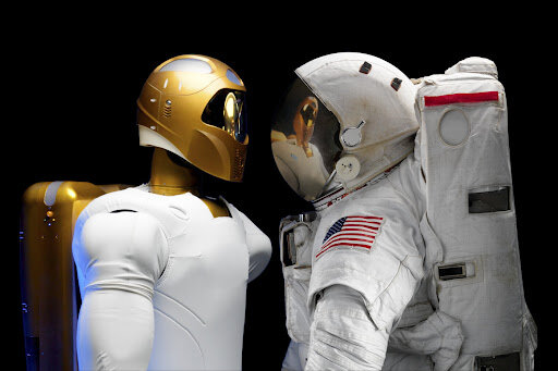 نواقص فنی، مدیریتی و فرهنگی یک امپراتوری فضایی