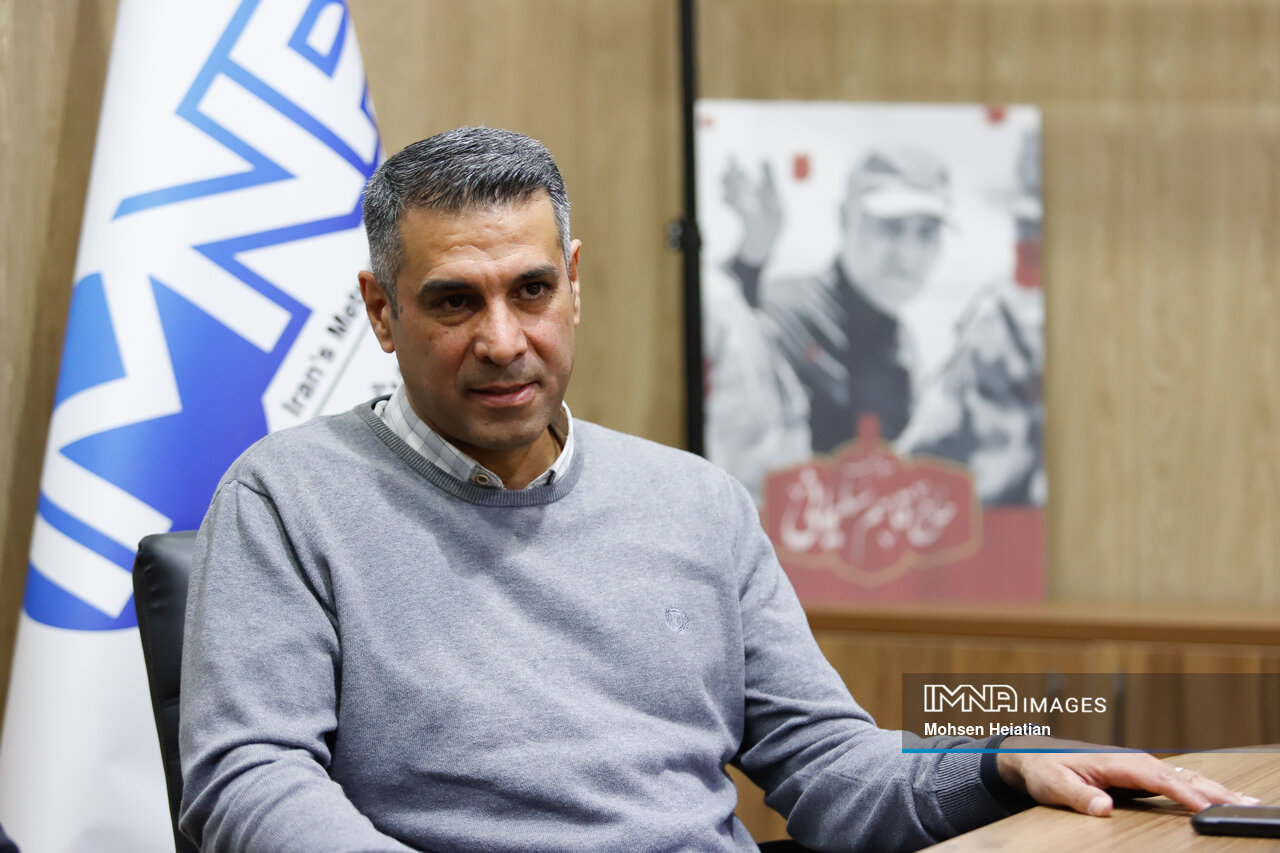 سهم عمده قهرمانی فداکاری بازیکنان بود / از ادامه همکاری با هندبال سپاهان بیخبرم!