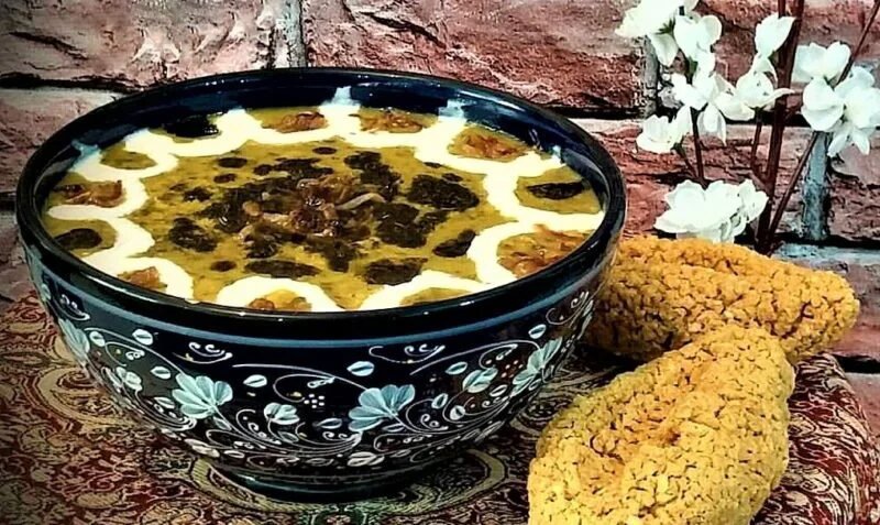 سفره رنگارنگ عروس زاگرس