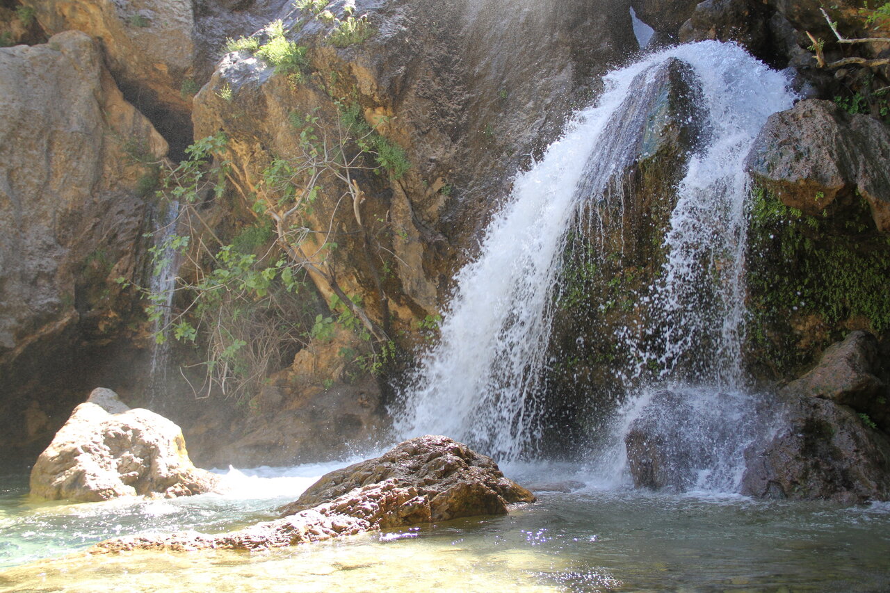 عروس زیبای زاگرس و طبیعت چشمنواز پاییزی