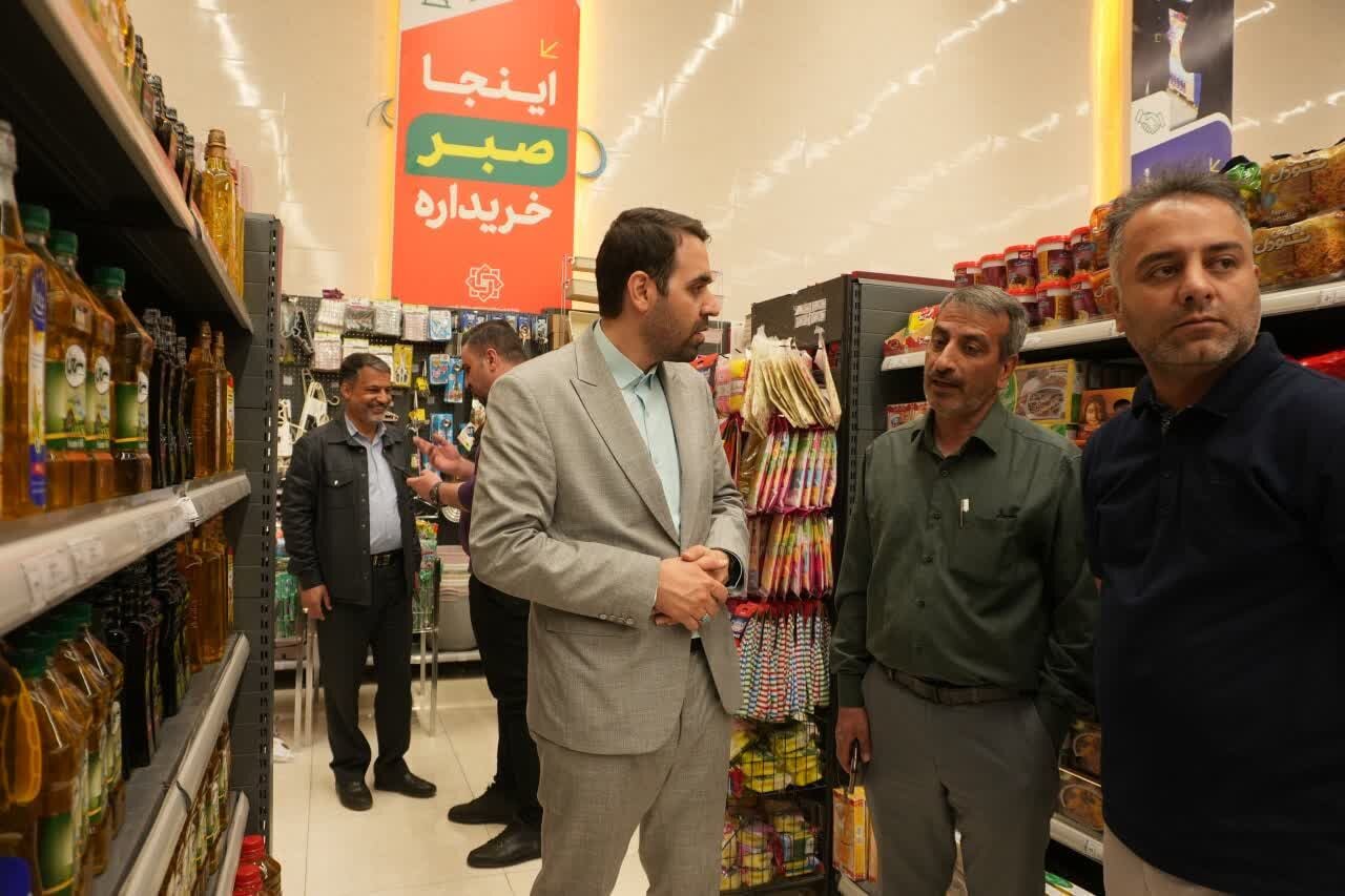 ۱۰۰ هزار خانوار اصفهانی از بازارهای روز کوثر خرید میکنند