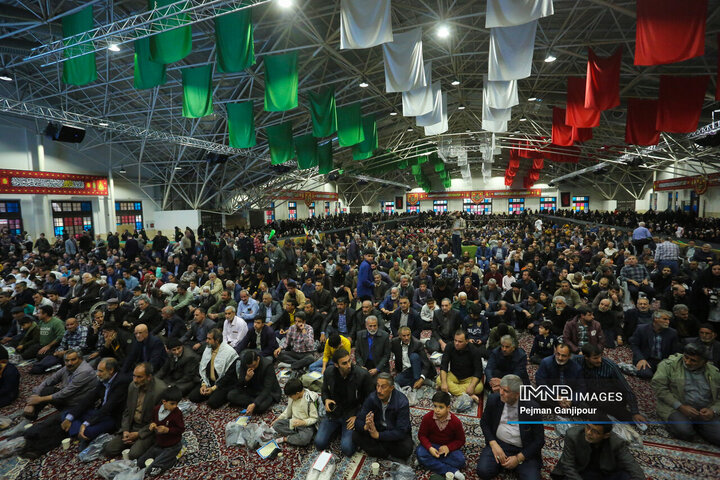 همایش پیاده‌روی رهروان شهدا