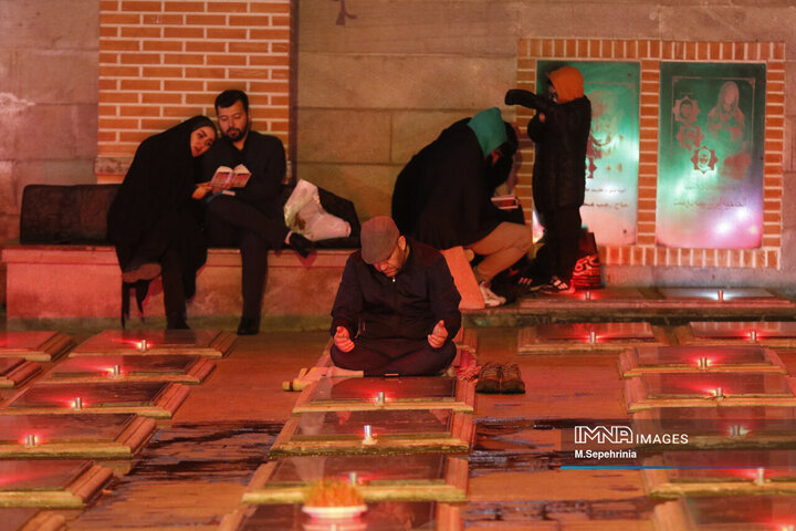 مراسم احیای شب نوزدهم ماه رمضان در گلزار شهدای تبریز