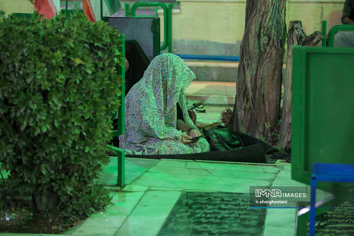 مراسم شب قدر نوزدهم ماه رمضان در جوار شهدای کرج