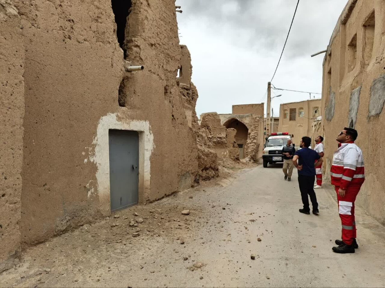 جزئیات زلزله در اصفهان امروز ۱ فروردین + عکس