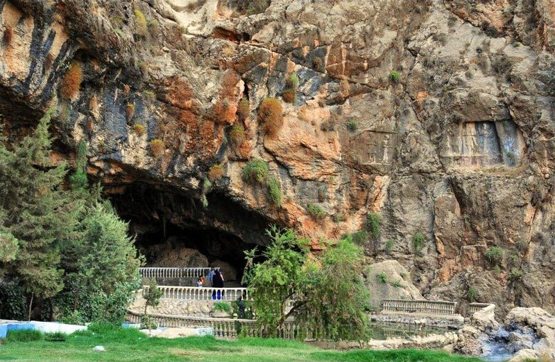 در مسیر تاریخ، از چغازنبیل تا آبشارهای شوشتر