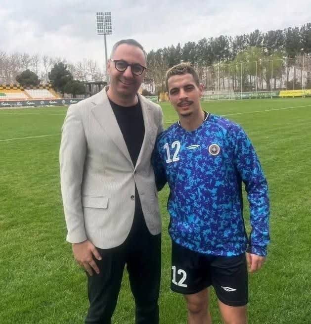 وسام بنیدر با پیراهن سپاهان در تمرین طلاییپوشان+عکس