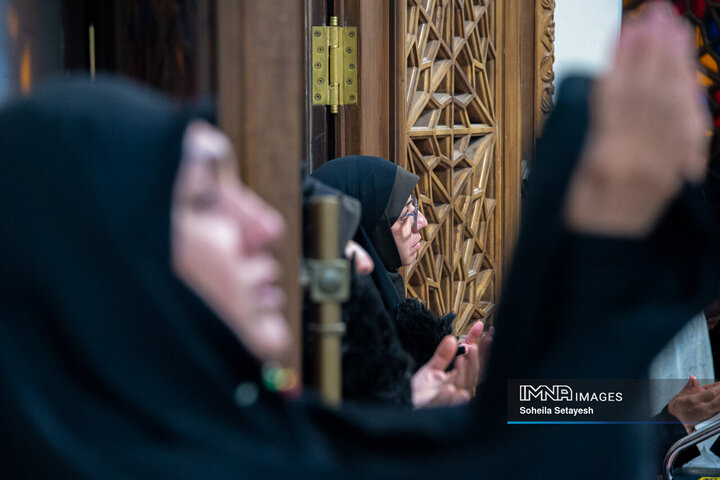 مراسم شب قدر در حرم حضرت شاهچراغ(ع)