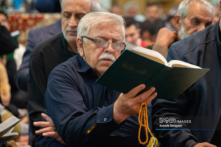 مراسم شب قدر در حرم حضرت شاهچراغ(ع)
