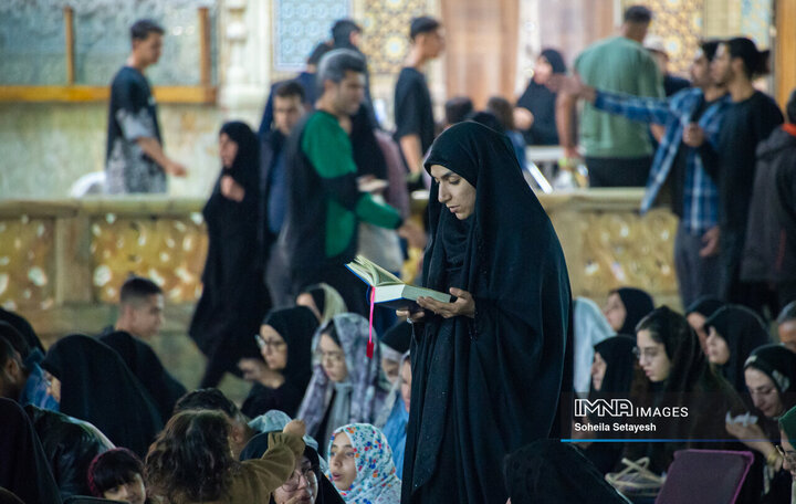 مراسم شب قدر در حرم حضرت شاهچراغ(ع)