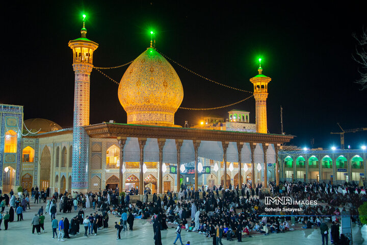 مراسم شب قدر در حرم حضرت شاهچراغ(ع)