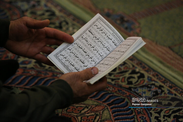 فیلم| برگزاری مراسم احیای سومین شب قدر در دارالعباده یزد