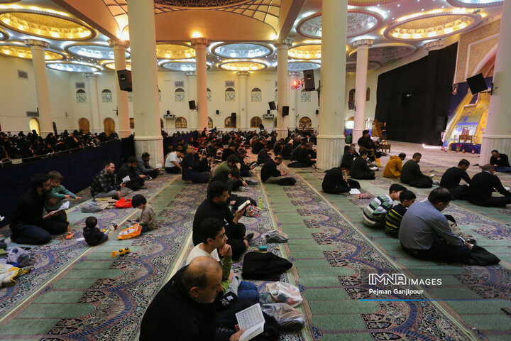 مراسم احیای شب بیست‌ویکم ماه رمضان در دانشگاه اصفهان