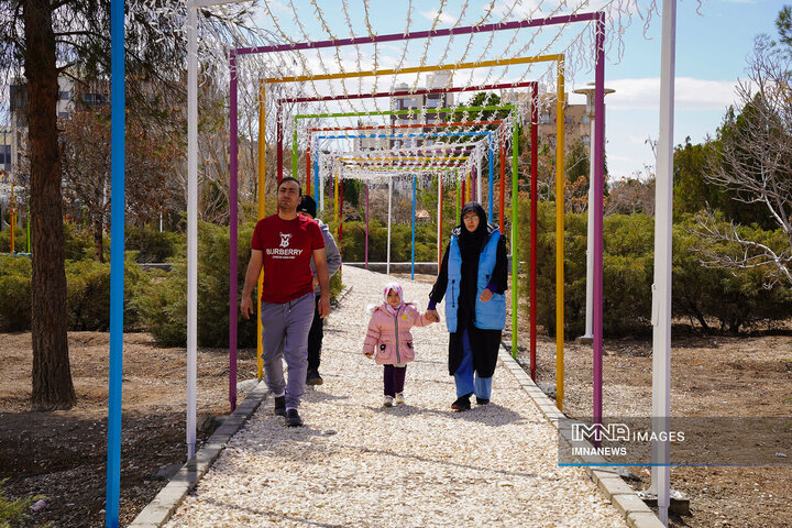 دومین روز بهار در باغ فدک