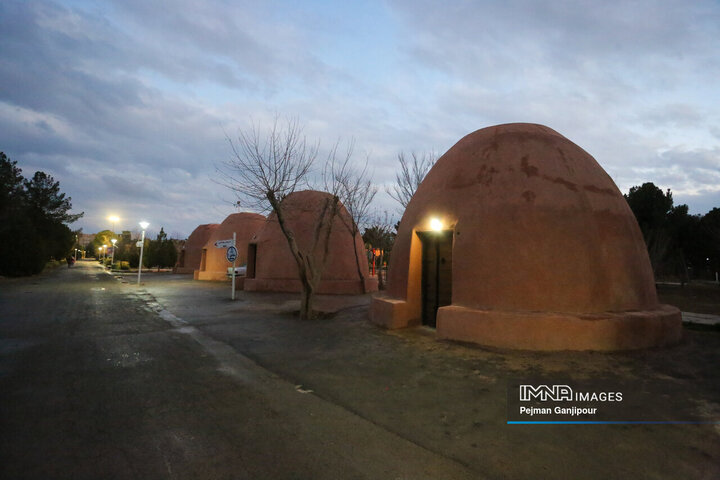 دومین روز بهار در باغ فدک