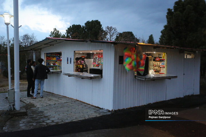 دومین روز بهار در باغ فدک