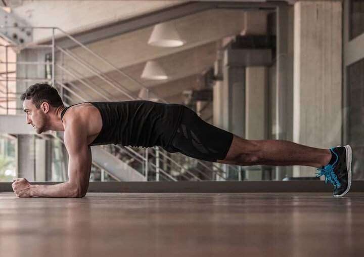 عضله‌سازی بدون حرکت بدن