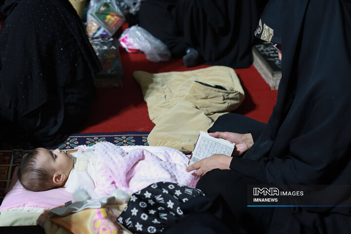 حال و هوای گلزار شهدای کرمان در شب‌های قدر