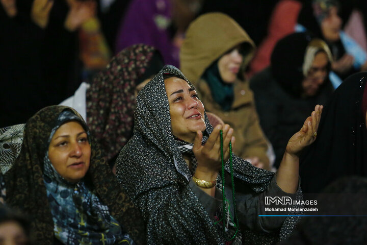 احیای شب بیست‌و‌سوم ماه رمضان در مسجد مقدس جمکران