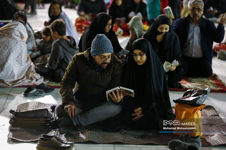 احیای شب بیست‌و‌سوم ماه رمضان در مسجد مقدس جمکران