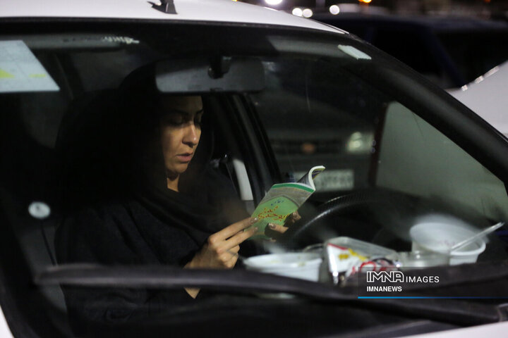 مراسم احیای خودرویی شب قدر در شیراز