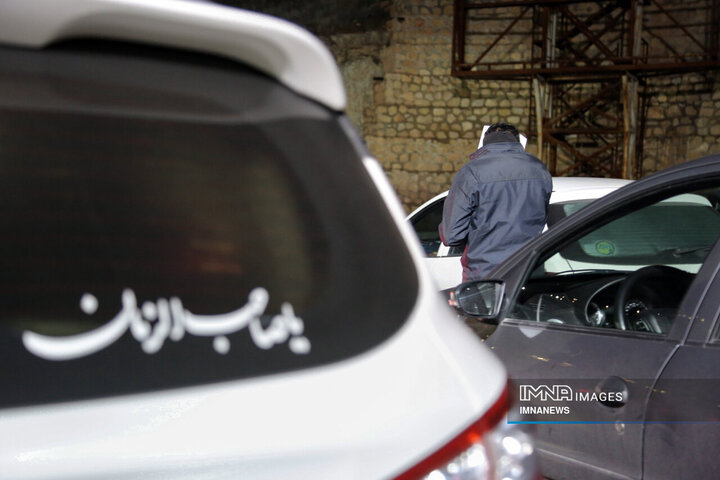 مراسم احیای خودرویی شب قدر در شیراز