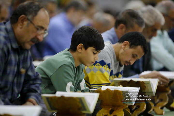 مراسم جزءخوانی قرآن کریم در حرم حضرت معصومه(س)