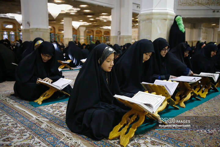 مراسم جزءخوانی قرآن کریم در حرم حضرت معصومه(س)