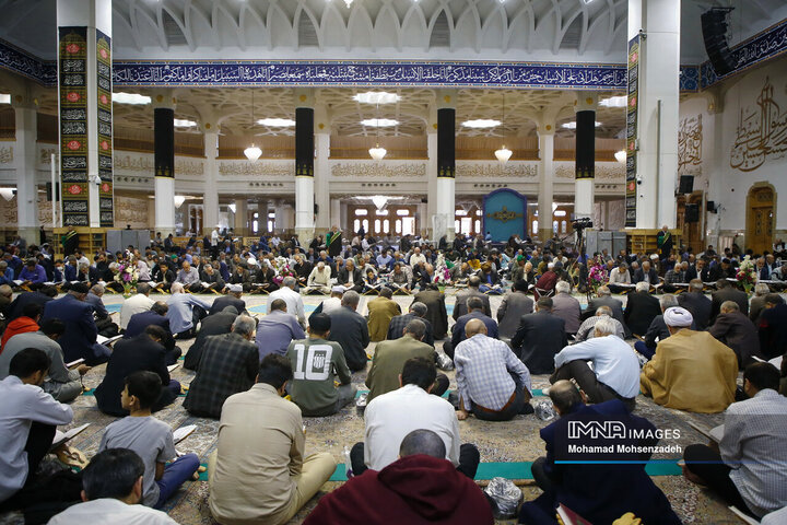 مراسم جزءخوانی قرآن کریم در حرم حضرت معصومه(س)