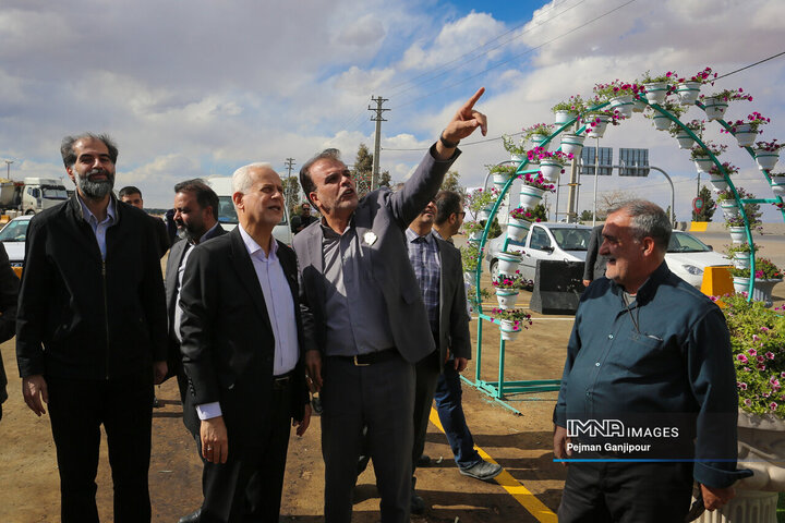 بازدید شهردار اصفهان از باغ فدک، ستاد هدایت سفر کیمیا و باغ گل‌ها