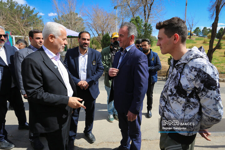 بازدید شهردار اصفهان از باغ فدک، ستاد هدایت سفر کیمیا و باغ گل‌ها