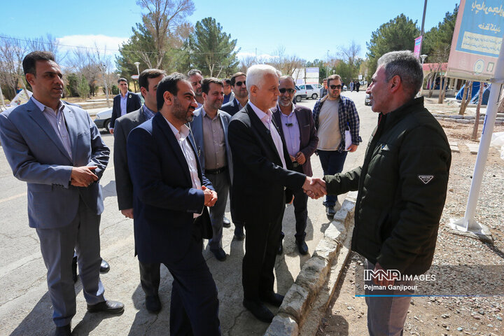 بازدید شهردار اصفهان از باغ فدک، ستاد هدایت سفر کیمیا و باغ گل‌ها