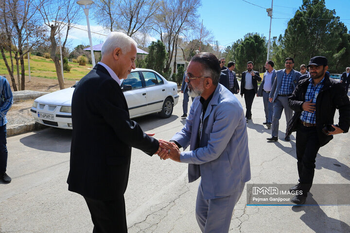 بازدید شهردار اصفهان از باغ فدک، ستاد هدایت سفر کیمیا و باغ گل‌ها