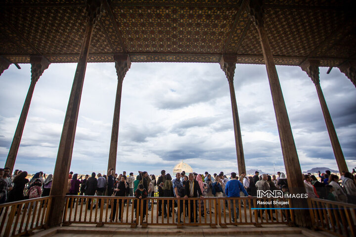 میدان امام(ره) اصفهان میزبان مسافران نوروزی