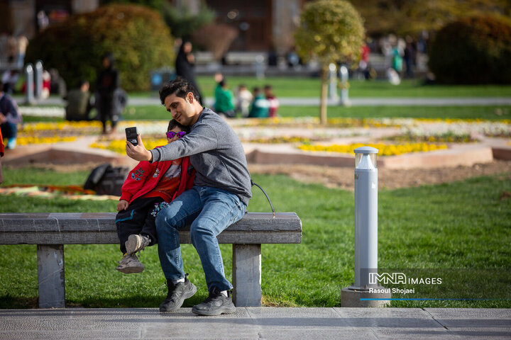 میدان امام(ره) اصفهان میزبان مسافران نوروزی