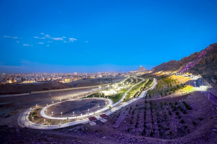 احداث ۲۵ مجموعه رفاهی-تفریحی در قم / ‏ سرانه فضای سبز قم به ۲۱ مترمربع رسید