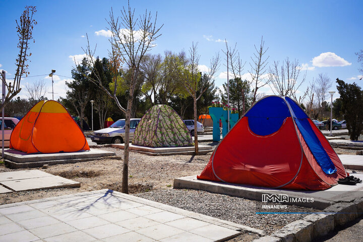 حال و هوای باغ فدک در پنجمین روز از تعطیلات نوروزی