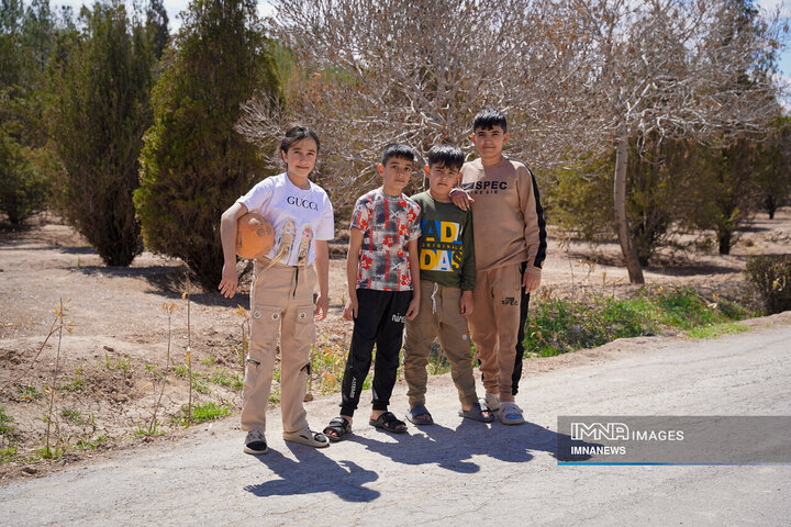 حال و هوای باغ فدک در پنجمین روز از تعطیلات نوروزی