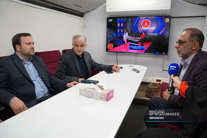 بازدید رئیس و اعضای شورای شهر اصفهان از مجموعه باغ فدک