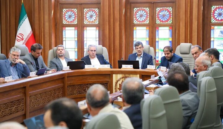 تحقق شعار سال مستلزم همت بخش خصوصی و تسهیل‌گری بخش دولتی است