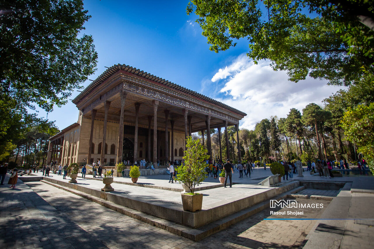 کاخ چهلستون اصفهان؛ روایت قدرت، هنر و دیپلماسی در معماری صفوی
