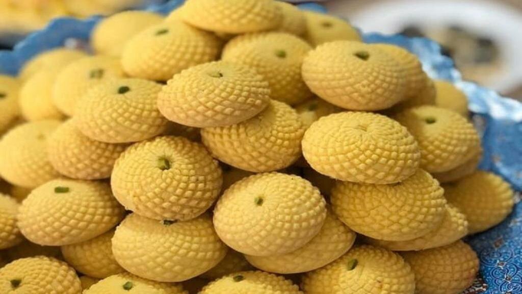 شیرینی نان برنجی