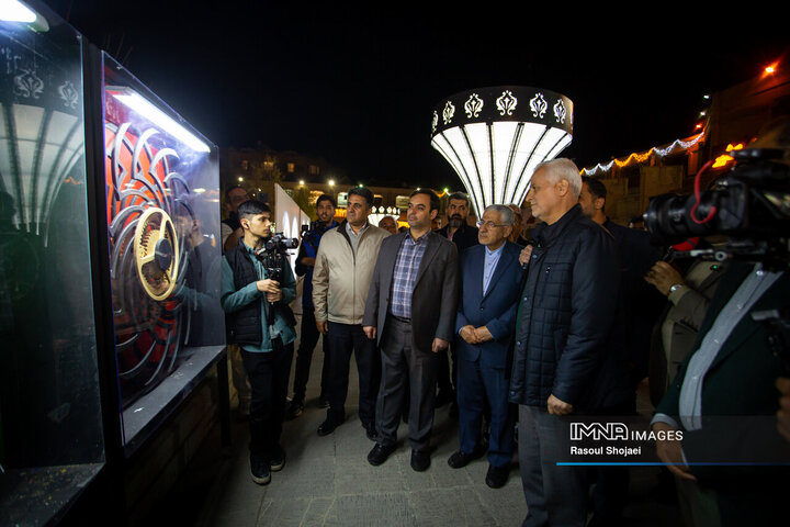 آیین بهره‌برداری از نخستین بازیکده نور کشور در اصفهان